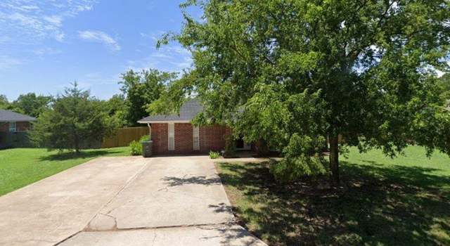 Photo of 1359 Evergreen St, Lone Grove, OK 73443