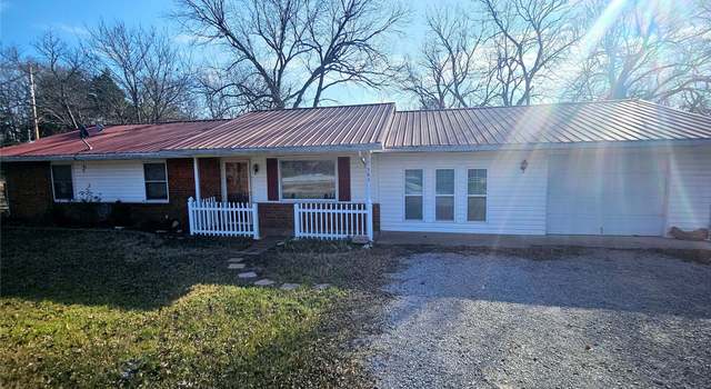 Photo of 305 E Baker, Asher, OK 74826