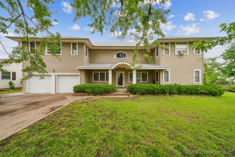 Photo of 1525 N College Ave Tulsa, OK 74110