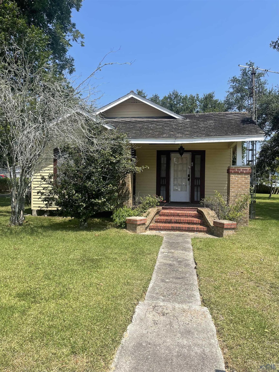 132 Second St, Houma, LA 70364 | MLS# 2023014435 | Redfin