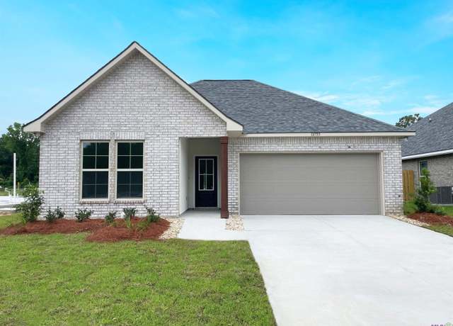 Property at 18755 Robert Snowden Dr, Zachary, LA 70791, 4 beds, 2.5 baths