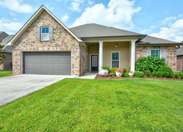 Property at 23316 Mango Dr, Denham Springs, LA 70726, 4 beds, 2 baths