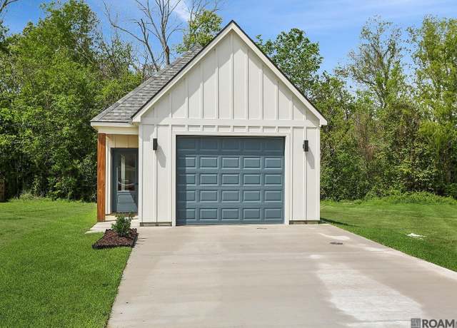 Property at 724 S Audubon Place Ave, Gonzales, LA 70737, 2 beds, 2 baths
