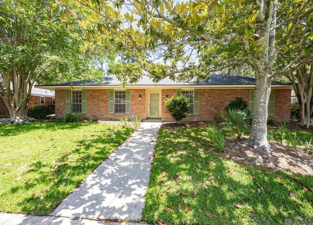 Property at 13243 Avants Ave, Baton Rouge, LA 70815, 4 beds, 2.5 baths