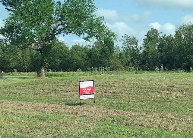 Property at 0 Country Village Dr, Raceland, LA 70394