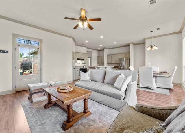 Property at 2821 Nicholson Lake Dr, Baton Rouge, LA 70810, 3 beds, 2 baths