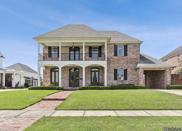 Property at 13013 W Waterside Dr, Baton Rouge, LA 70818, 5 beds, 4.5 baths