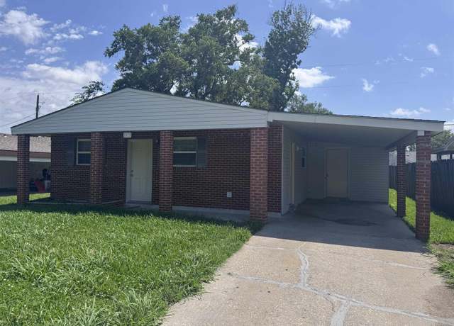 Property at 2423 Eastgate Dr, Baton Rouge, LA 70816, 3 beds, 1 bath