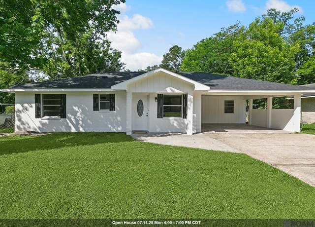 Property at 9577 Gov Beauvais Dr, Baton Rouge, LA 70811, 3 beds, 1.5 baths
