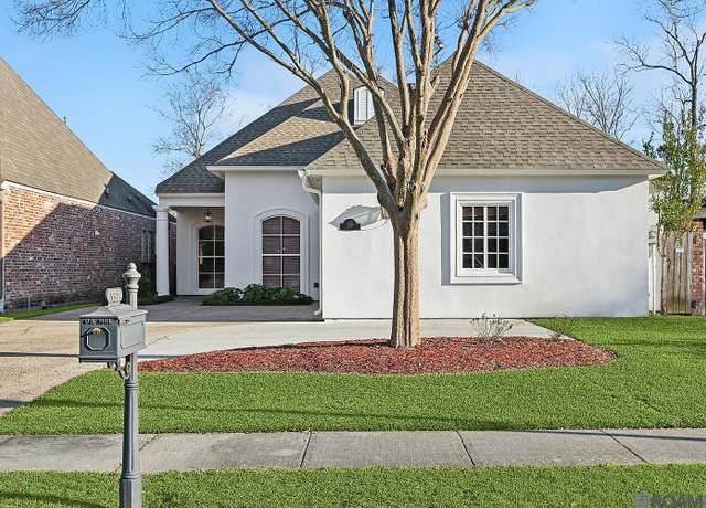 Property at 537 Villaridge Dr, Baton Rouge, LA 70810, 4 beds, 2.5 baths