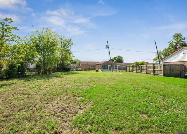 Property at 3660 Dickens Dr, New Orleans, LA 70131