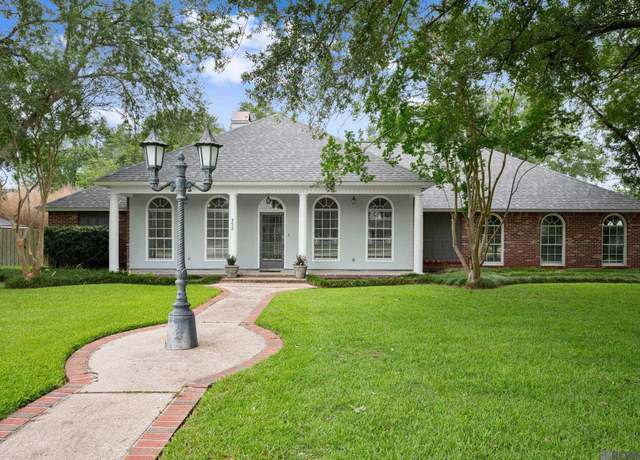 Property at 9028 Round Oak Dr, Baton Rouge, LA 70817, 4 beds, 3 baths