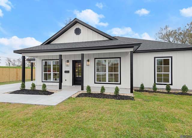 Property at 105 Oak St, Donaldsonville, LA 70346, 3 beds, 2 baths