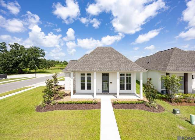Property at 4470 Boulonnais Ave, Baton Rouge, LA 70820, 4 beds, 2 baths