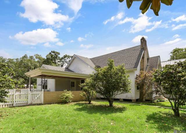 Property at 11892 Ferdinand St, St Francisville, LA 70775, 3 beds, 2 baths