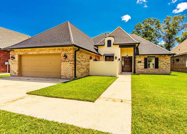 Property at 2890 Quiet Oak Pl, Schriever, LA 70395, 4 beds, 2 baths