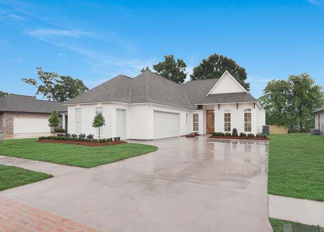 Property at 13054 Oakbourne Ave, Geismar, LA 70734, 4 beds, 3 baths