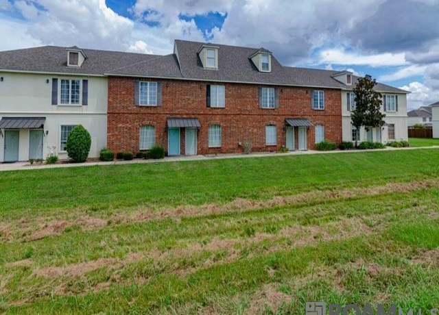 Property at 4000 Lake Beau Pre Blvd #110, Baton Rouge, LA 70820, 2 beds, 2.5 baths