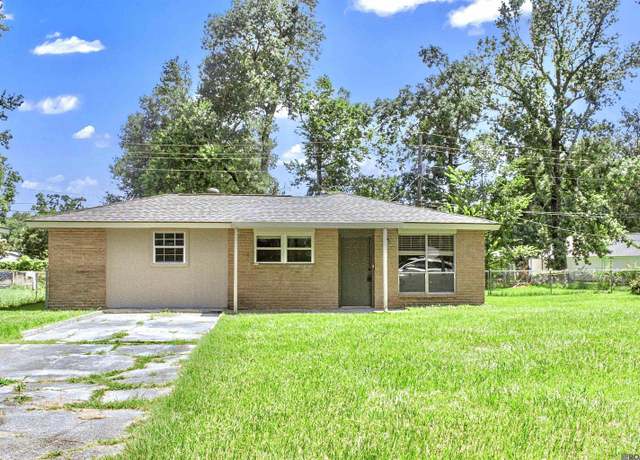 Property at 9460 Dabney Dr, Denham Springs, LA 70726, 3 beds, 1.5 baths