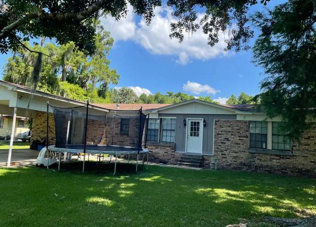 Property at 12 Fernwood Dr, Houma, LA 70364, 3 beds, 2 baths