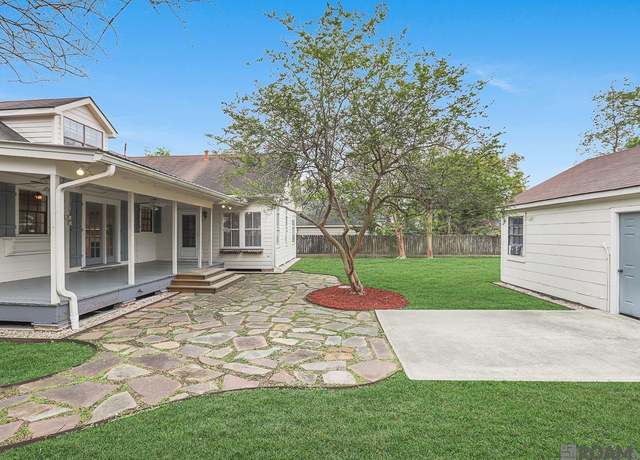 Property at 1639 Cloverdale Ave, Baton Rouge, LA 70808, 2 beds, 2 baths