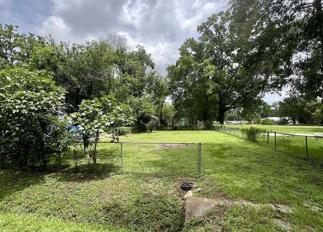 Property at 502 E Caldwell Dr, Gonzales, LA 70737