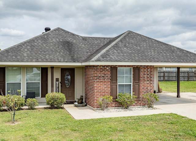 Property at 212 Gabreten Ln, Thibodaux, LA 70301, 3 beds, 2 baths