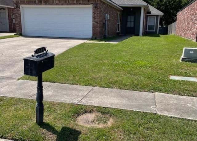 Property at 5684 Ducros Dr, Baton Rouge, LA 70820, 3 beds, 2 baths