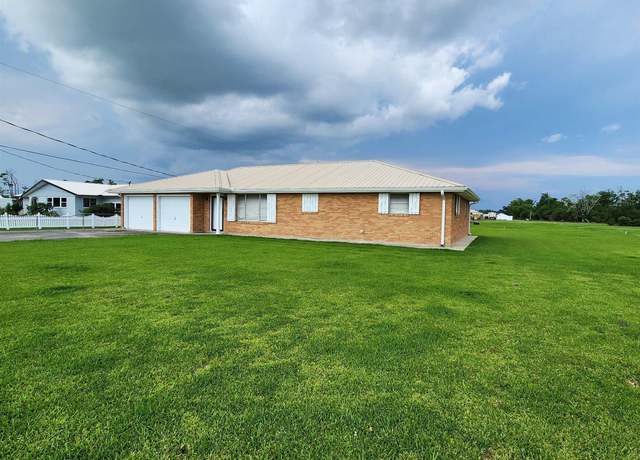 Property at 15657 East Main St, Cut Off, LA 70345, 3 beds, 2 baths