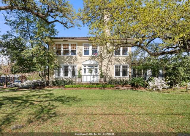 Property at 505 Lsu Ave, Baton Rouge, LA 70808, 5 beds, 3.5 baths