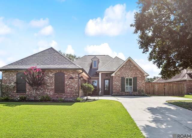 Property at 15254 Positano Ct, Prairieville, LA 70769, 4 beds, 4 baths