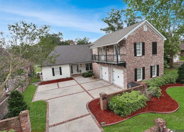 Property at 17627 Masters Pointe Ct, Baton Rouge, LA 70810, 4 beds, 3.5 baths