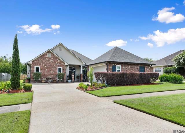 Property at 4364 Pasture Clear Ct, Zachary, LA 70791, 3 beds, 2 baths
