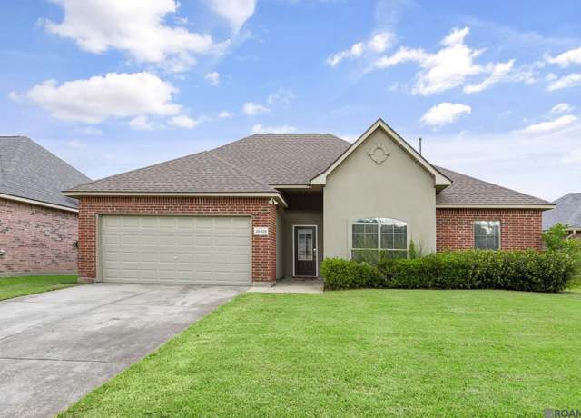 Property at 26426 Avoyelles Ave, Denham Springs, LA 70726, 4 beds, 2 baths