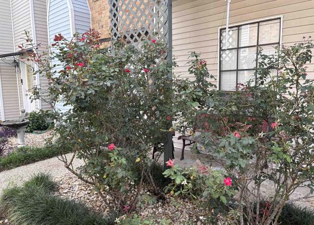 Property at 10926 Old Hammond Hwy #20, Baton Rouge, LA 70816, 2 beds, 1.5 baths