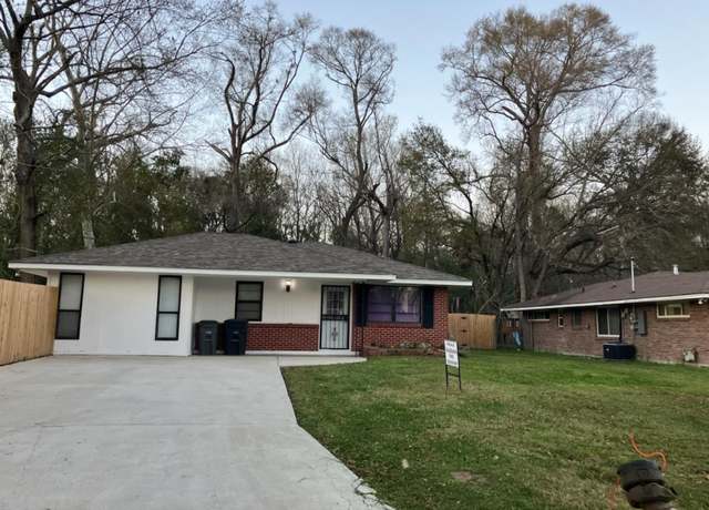 Property at 6665 Calumet St, Baton Rouge, LA 70805, 4 beds, 2 baths