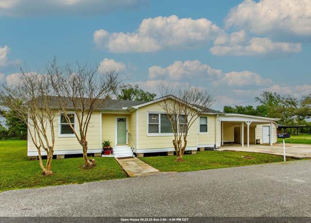 Property at 153 East 135th St, Galliano, LA 70354, 3 beds, 2 baths
