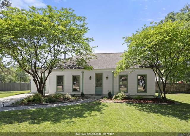 Property at 29 Alice St, Madisonville, LA 70447, 3 beds, 2 baths