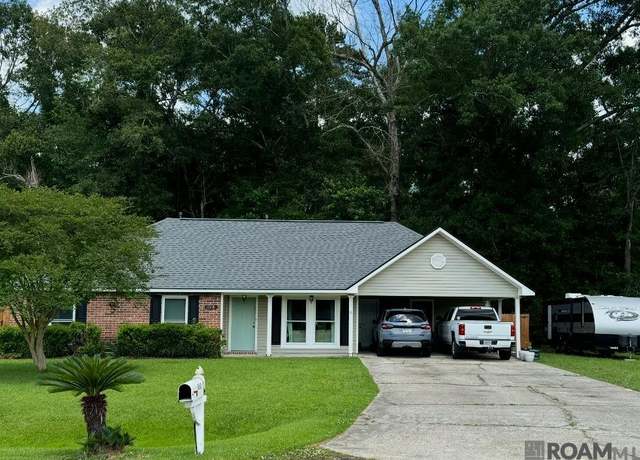 Property at 10130 Memphis Ct, Denham Springs, LA 70706, 3 beds, 2 baths