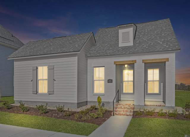 Property at 1333 Americana Blvd, Zachary, LA 70791, 3 beds, 2.5 baths