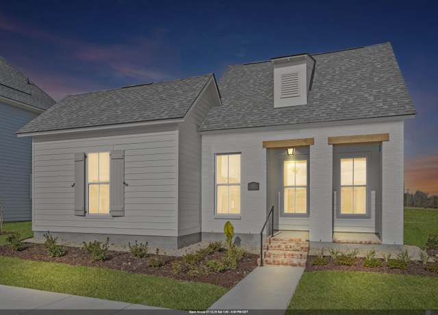 Property at 1333 Americana Blvd, Zachary, LA 70791, 3 beds, 2.5 baths