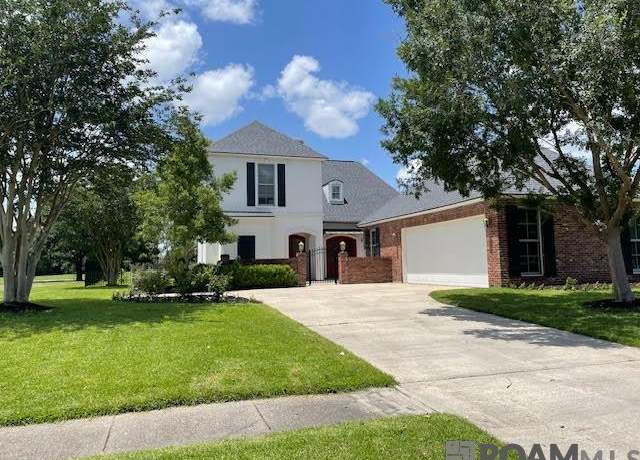 Property at 59270 Island Dr, Plaquemine, LA 70764, 4 beds, 3.5 baths