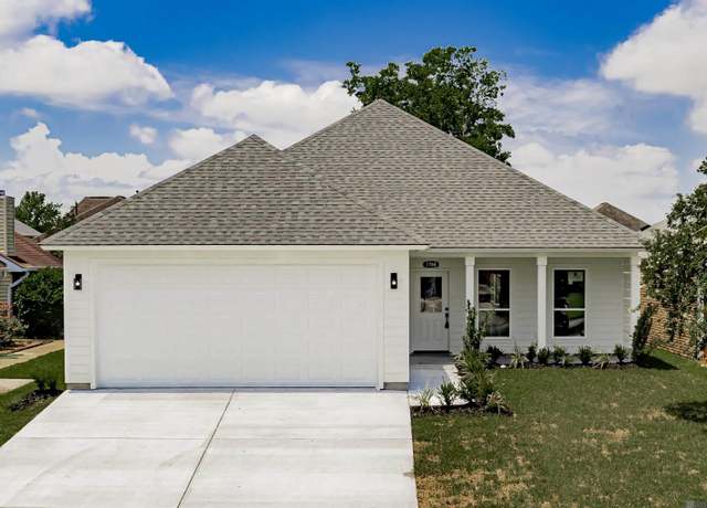 Property at 1768 W Fairview Dr, Baton Rouge, LA 70816, 4 beds, 2.5 baths