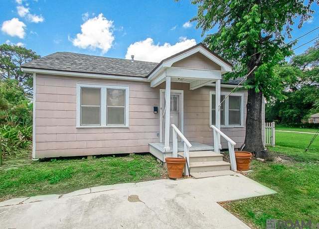 Property at 1103 E Main St, New Roads, LA 70760, 3 beds, 1 bath