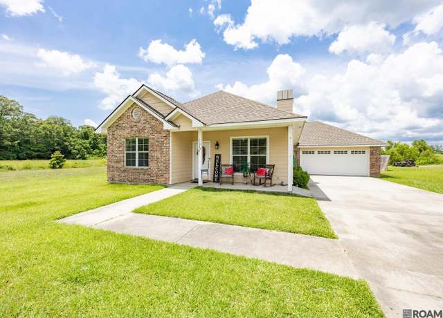Property at 11325 George Turner Dr, St Francisville, LA 70775, 3 beds, 2 baths