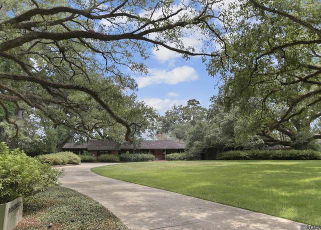 Property at 1975 Steele Blvd, Baton Rouge, LA 70808, 5 beds, 4.5 baths