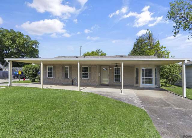 Property at 1501 Carrollwood Dr, Laplace, LA 70069, 3 beds, 1.5 baths