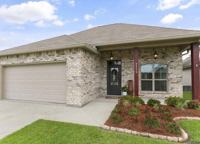 Property at 7715 Ridgeline Dr, Denham Springs, LA 70706, 3 beds, 2 baths