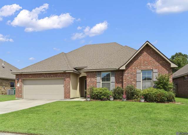 Property at 21378 Barnridge Dr, Zachary, LA 70791, 4 beds, 2 baths