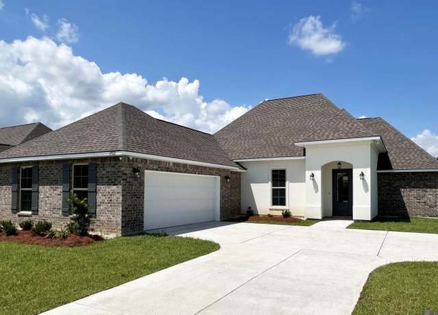 Property at 4922 Belmont Dr, Addis, LA 70710, 4 beds, 3 baths